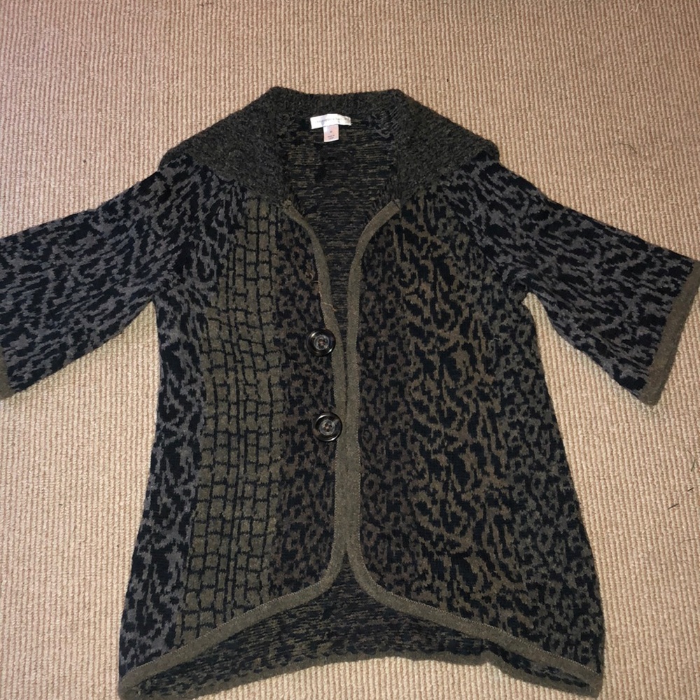 Ladies multi print sweater black, gray, brown, M